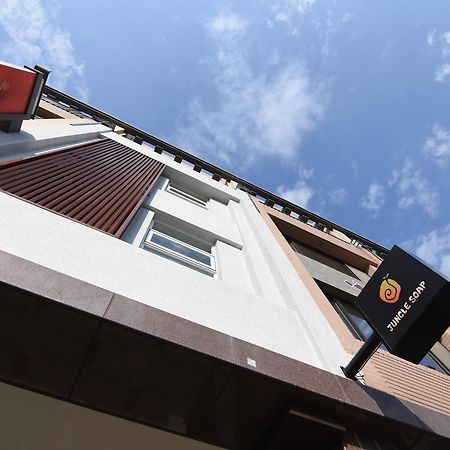 Jungle Long S T A Y Tainan Exterior foto